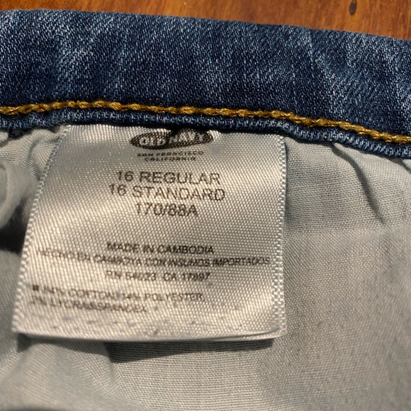 Straight Leg Jeans - Picture 6 of 7